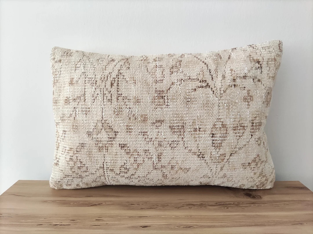 Kilim Pillow, Lumbar Pillow Cover 16x24, Decorative Pillow, Handwoven Pillow, Turkish Kilim Pillo... | Etsy (US)