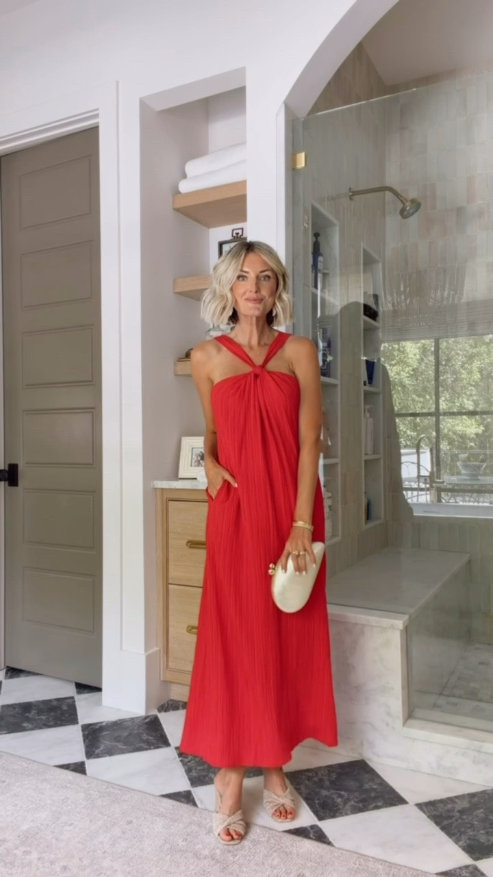 Would you believe me if I told you this dress was Amazon?! The neckline is super flattering, and this dress comes in several colors! Wearing S!

Loverly Grey, wedding guest dress, event dress, cocktail dress, Amazon

#LTKWedding