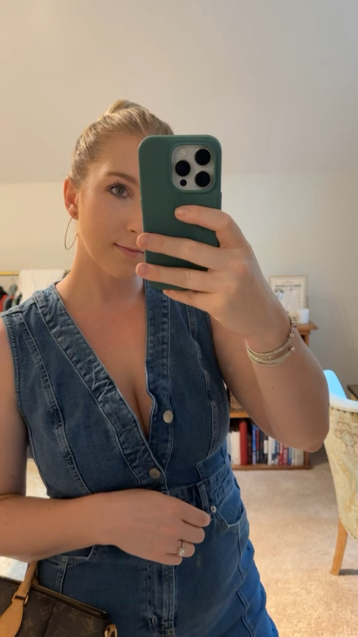 My date night look this evening! I am OBSESSED with this dress. I tried it on and immediately fell in love. I can’t wait to wear it this fall too. I sized up one for a more comfortable fit! 

Date night look / denim dress / denim / going out look / 

#LTKStyleTip