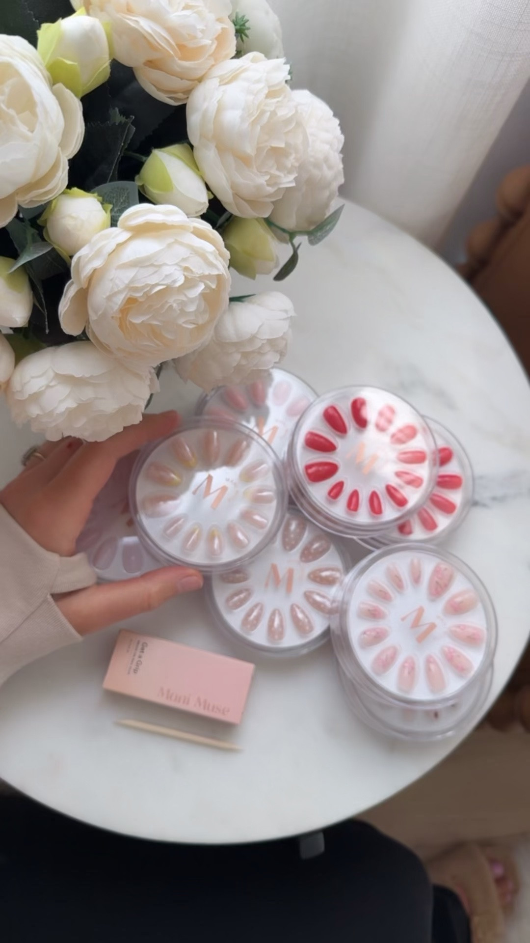 Low-tox press on nail favorites 💅🏻

Clean beauty

#LTKselfcare #LTKBeauty