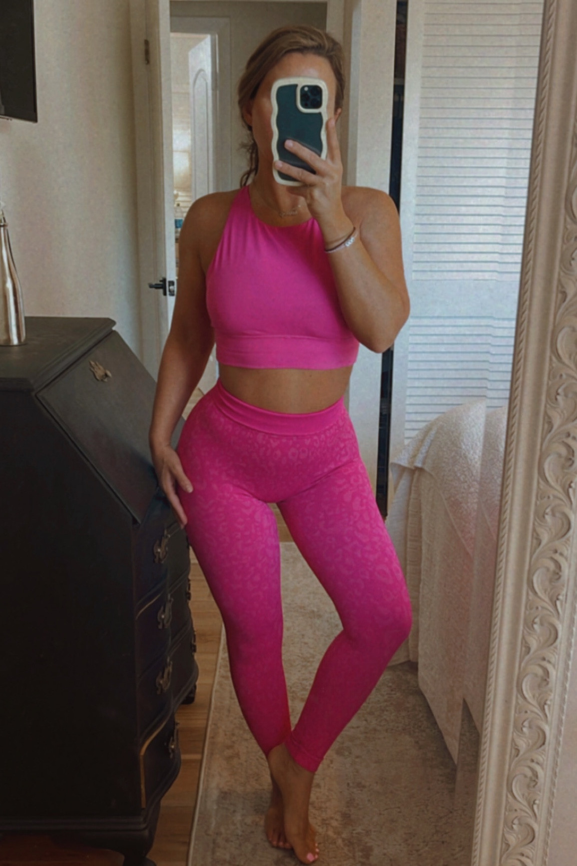 Workout OOTD 🌷 #leggings #fitness #workout #amazon #amazonfinds 

#LTKworkwear #LTKFind #LTKfit