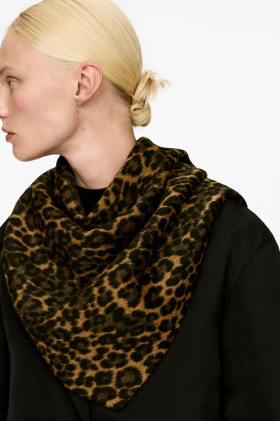 Triangle Wool Scarf – Beige/Brown – Women – ARKET GB | Arket UK