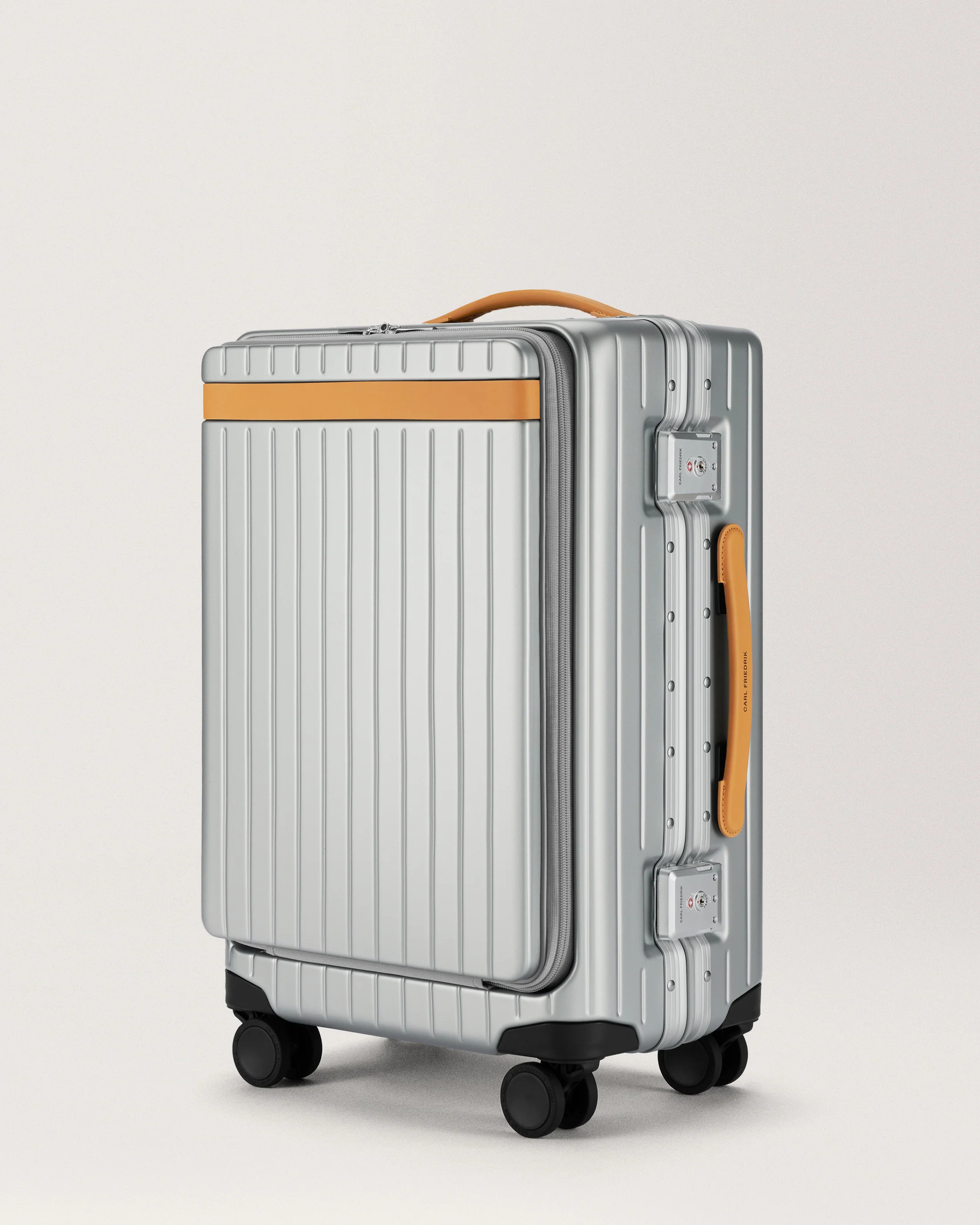 The Carry-on X | Carl Friedrik