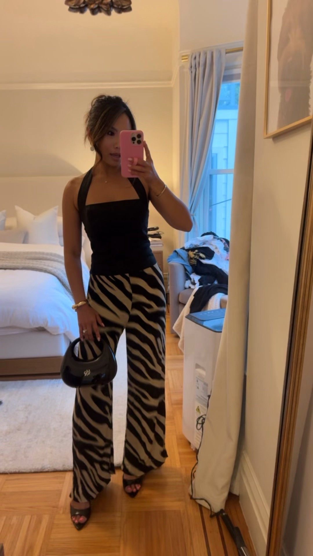 Ootn 🖤🖤 

Top - tts, xs
Zebra print pants - tts, 32
Heels - tts

#LTKSaleAlert
