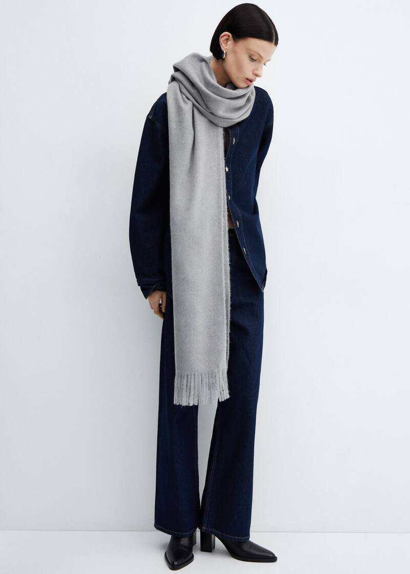 Search: Grey scarf (6) | Mango USA | MANGO (US)