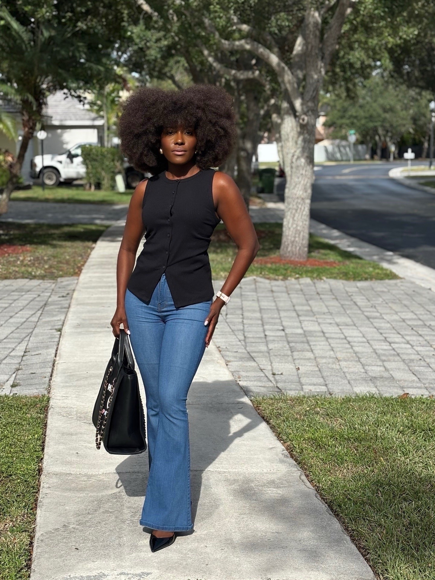 Casual look

#LTKU #LTKWorkwear #LTKBeauty