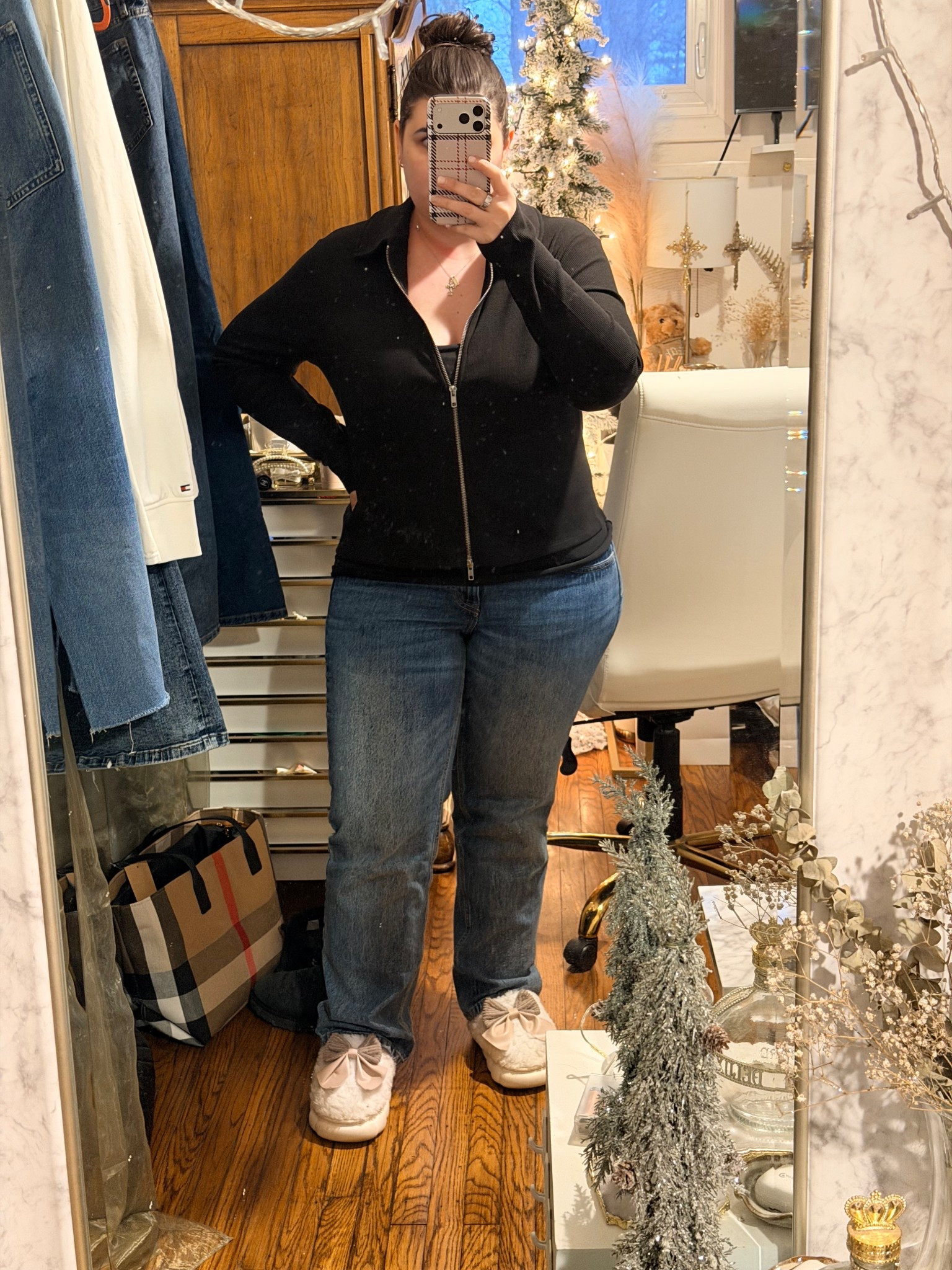 A super affordable cute look 

#LTKMidsize #LTKSeasonal #LTKFindsUnder50