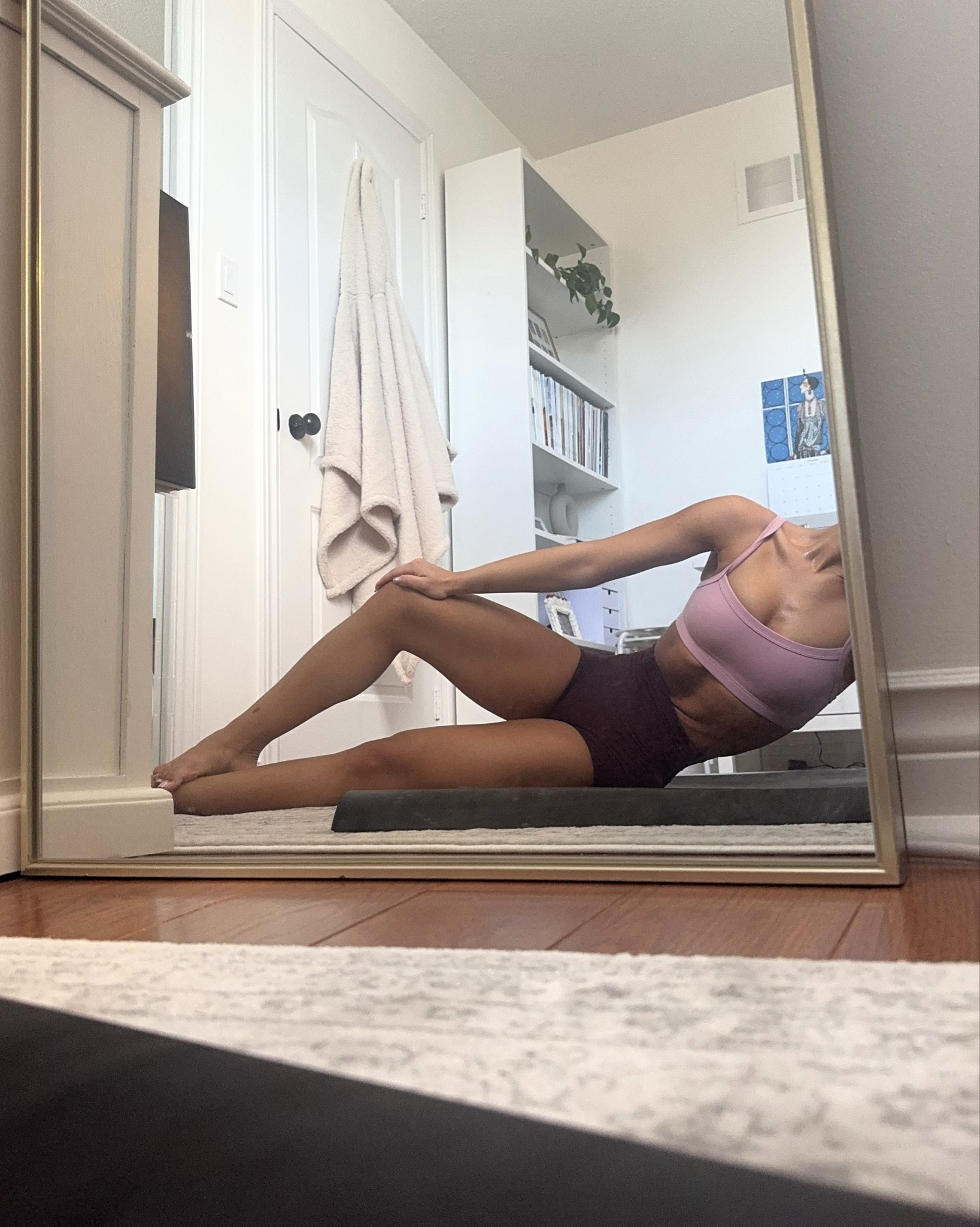 home workout 🍧

Sports bra: XXS
Shorts: 2

#LTKstyletip #LTKfitness