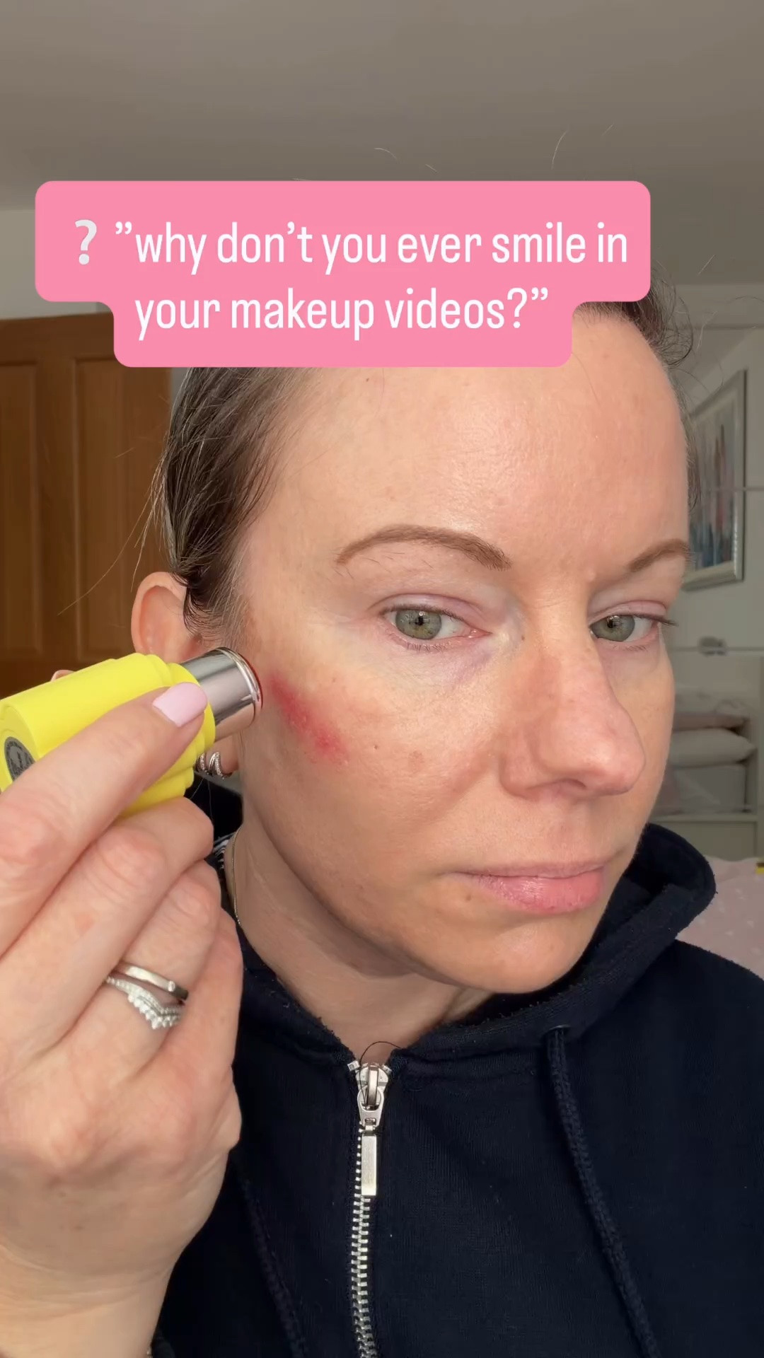 I get asked this soooo much!

“Why don’t you ever smile in your makeup videos?”

I challenge you to put your makeup while smiling, it’s not as easy as you think 

@marcjacobsbeauty @Sephora UK  @Sephora

#LTKuk #LTKbeauty #LTKFashionMonth