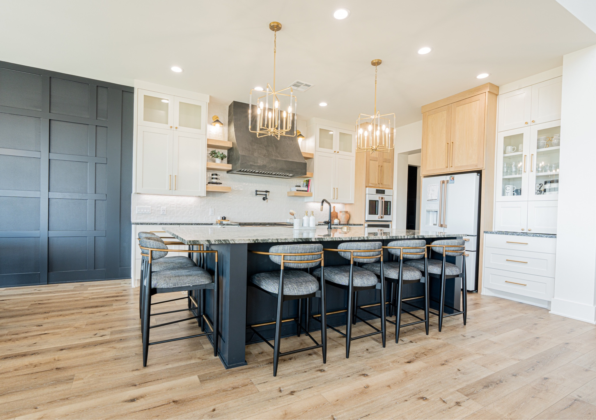 Kitchen details

#LTKSale #LTKhome