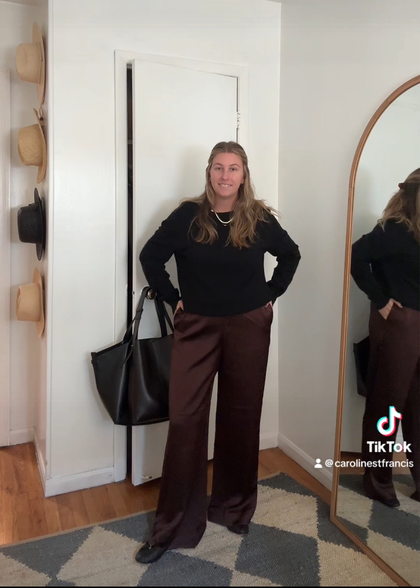 Silk pants for just $30!! Come in navy as well. I’m wearing a size medium and I’m 5’5” and they’re a little long 