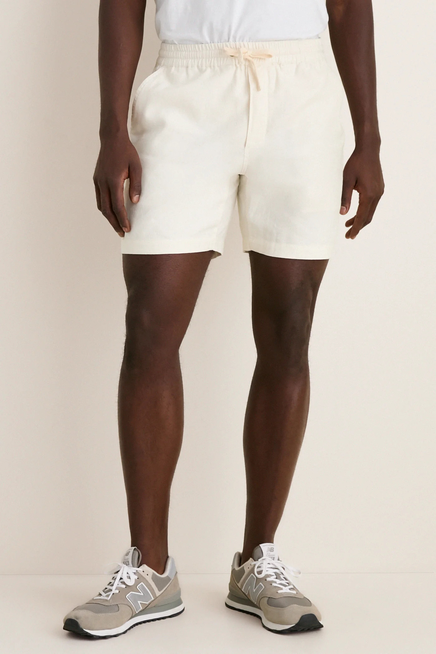 White Saturday Beach Short | Tuckernuck (US)