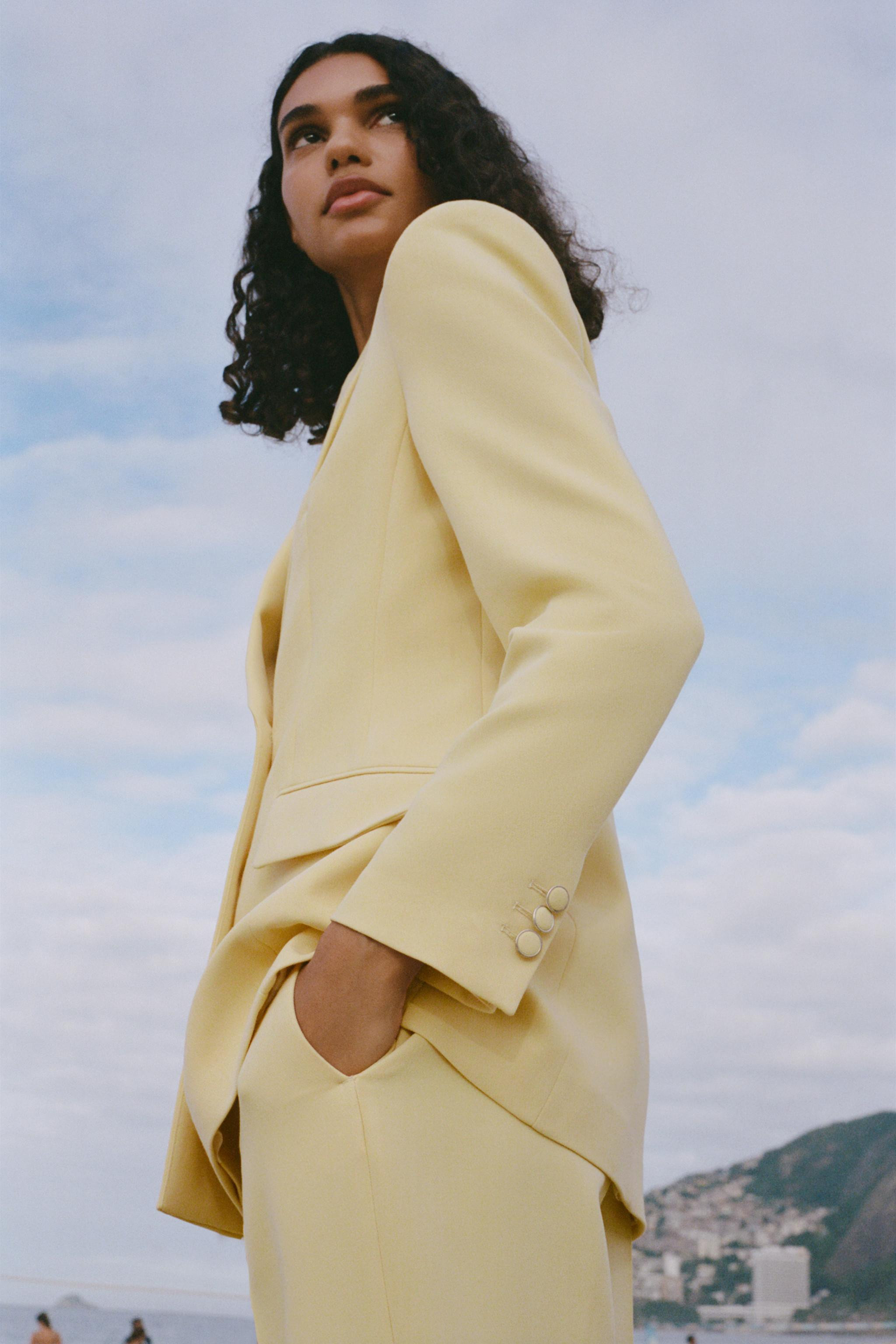 DOUBLE BREASTED SHOULDER PAD BLAZER | Zara US