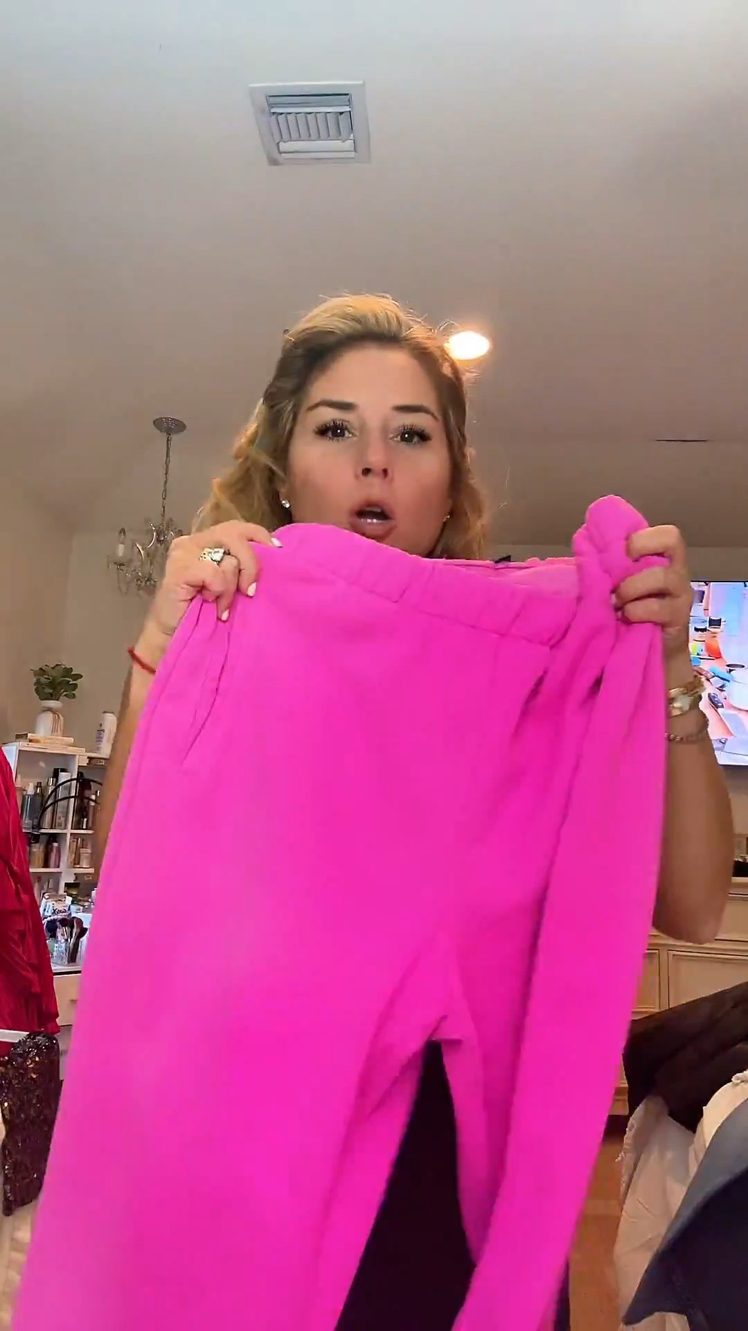 
Omg Gap is having a Bogo sale and I never shop there but holy smokes I did soooo well… idk I feel like they run small or maybe it’s the pizza!!
#gap #bogo #fallclothes #fyp #over40 


#LTKMidsize #LTKOver40 #LTKSaleAlert