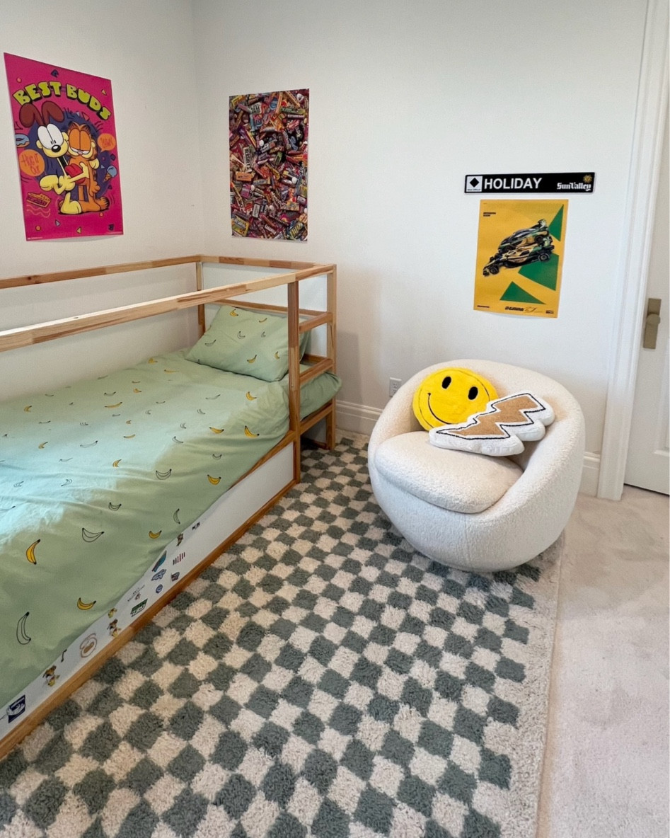 The checkered rug in Beckam’s bedroom is on sale for Wayfair Black Friday sneak peek sale!

@Wayfair #OnlyAtWayfair #WayfairPartner #Wayfair 

Wayfair sale, kids bedroom, boys bedroom, kids bedroom rug, playroom rug, check rug, blue rug, Christine Andrew 