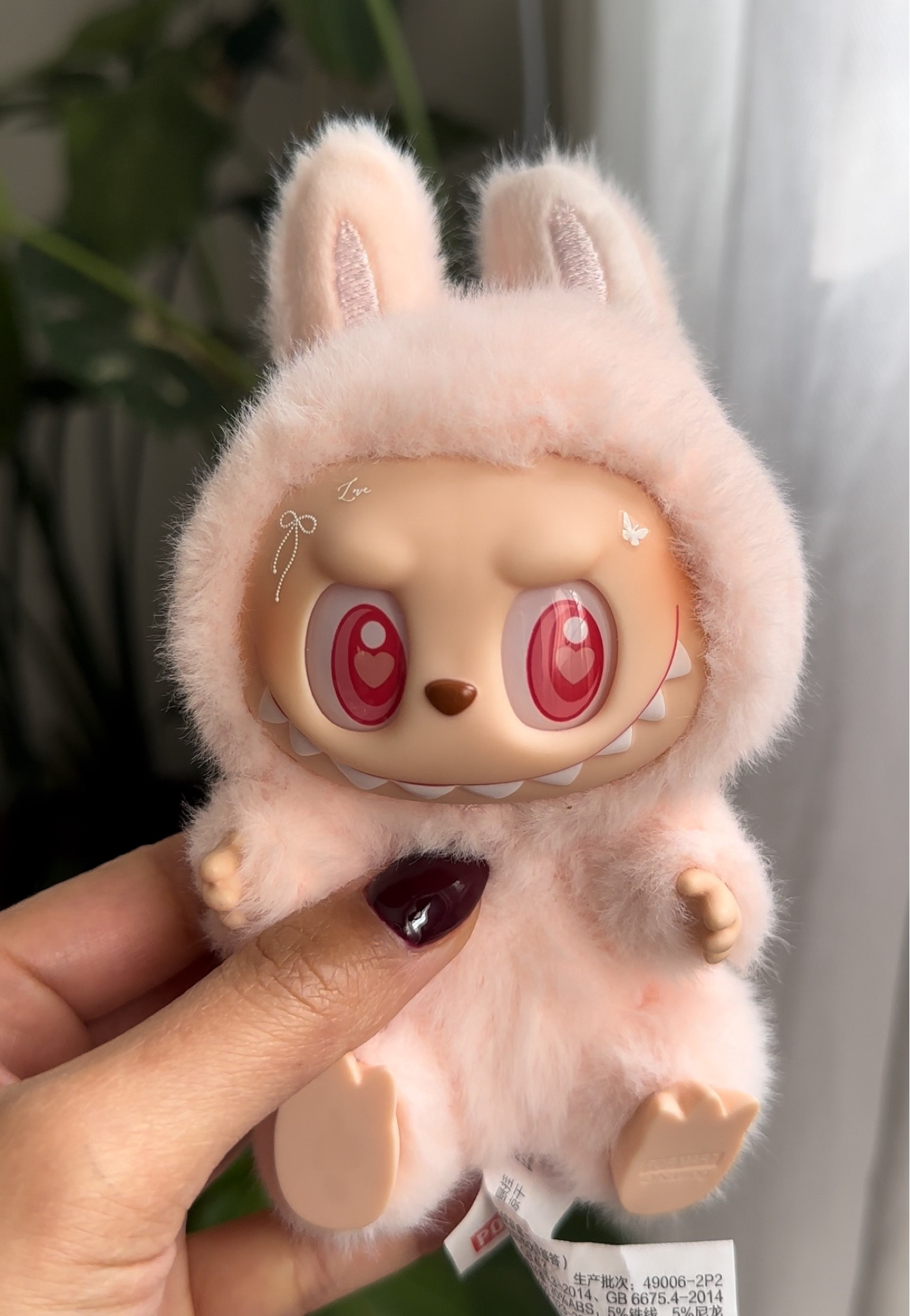 Labubu stickers and case