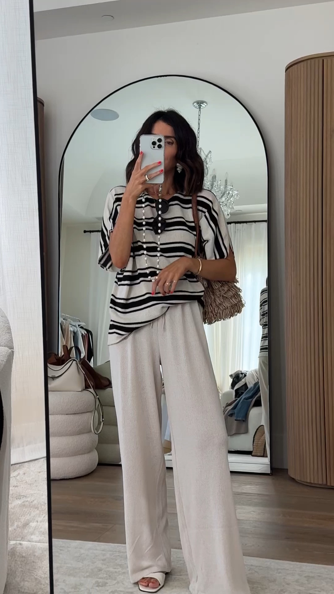 Here is the same top but with the cream colored pants🙌🏼 The knitting is so nice and I will definitely be wearing these sets this summer✨ I’m just shy of 5-7” wearing the size medium top and small bottoms. #stylinbyaylin #aylin #zara @Zara

#LTKootd #LTKSeasonal #LTKTravel