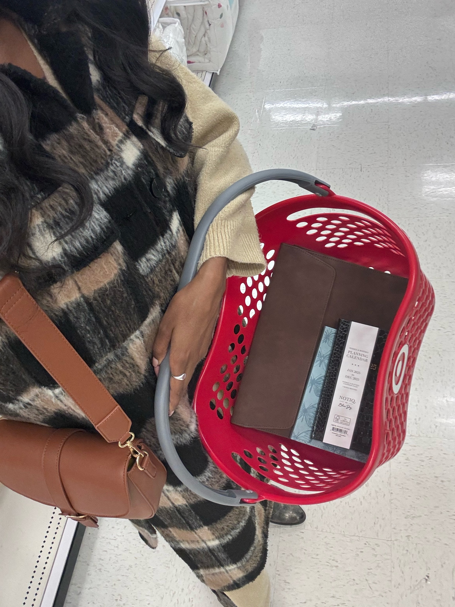 Getting organized before 2025📚

#LTKFindsUnder50 #LTKHome