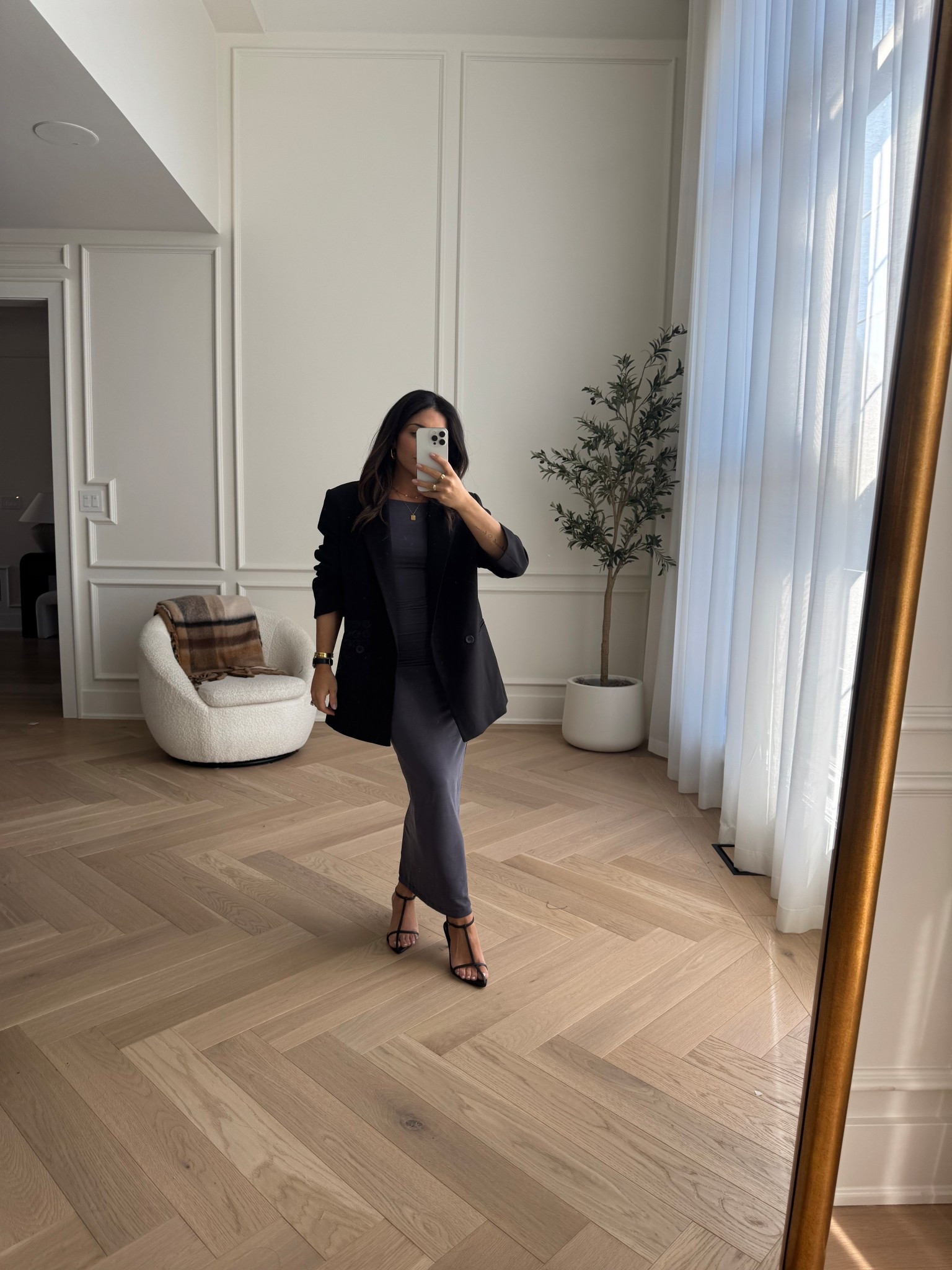 Dynamite outfit ✨
Dress - XS
Blazer XXS/XS

#LTKsummer #LTKstyletip #LTKcanada