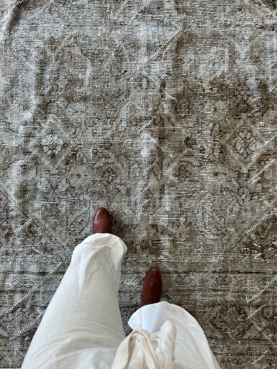 7'6 X 10'10 Feet  Vintage Persian Mahal Rug Neutral - Etsy | Etsy (US)