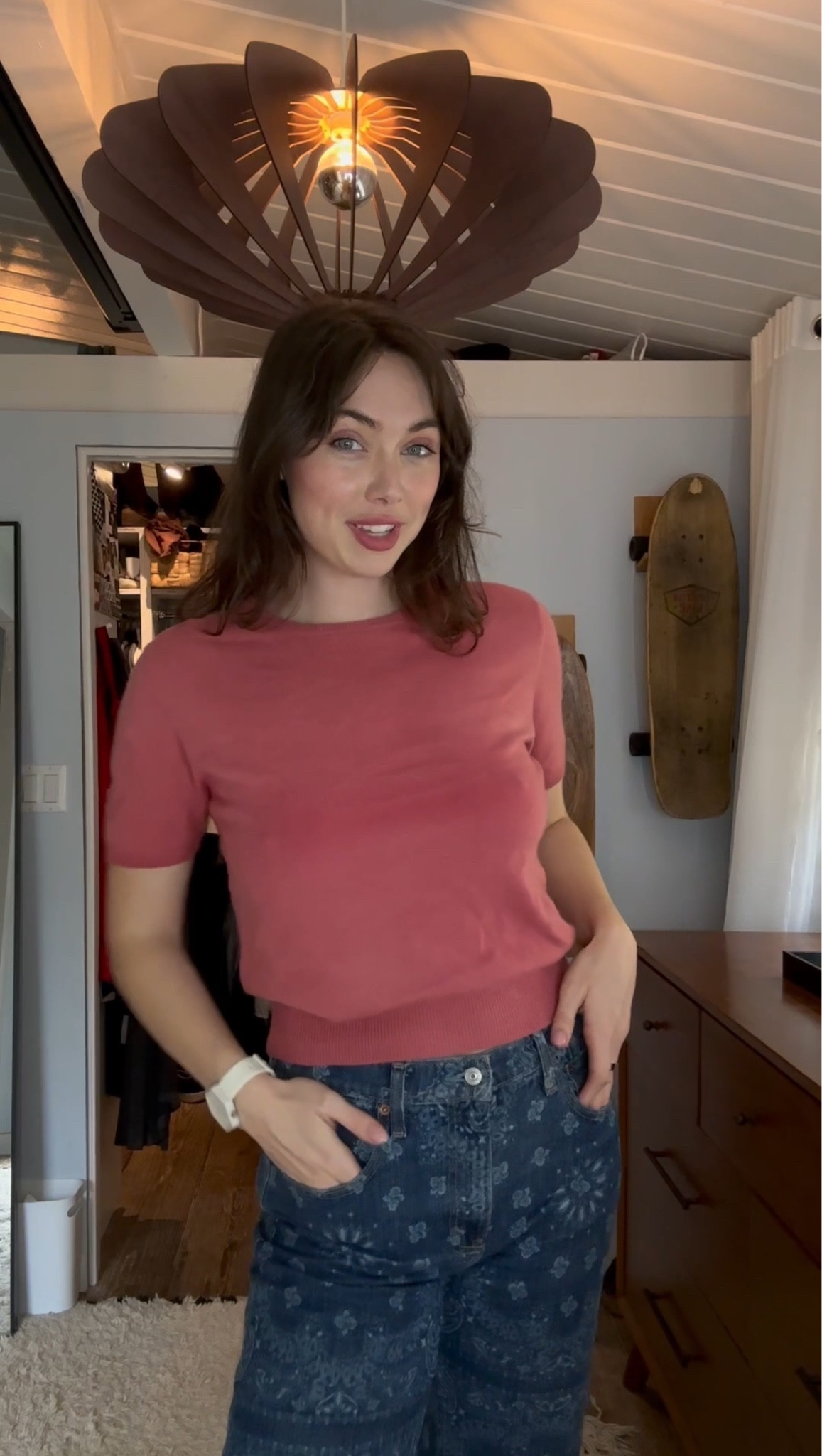 Short-sleeved sweaters are my favorite for those classic LA days — a little overcast, a little cool, but not cold enough for a full knit. They’re the perfect in-between piece: lightweight, polished, and so easy to style with jeans, trousers, or a slip skirt. Effortless for coffee runs, errands, or a casual meeting.
#ShortSleeveSweater #LightweightKnit #LAStyle #EverydayBasics #ChicCasual #TransitionalOutfit #SweaterWeather #LTKFall #LTKWinterFashion #CapsuleWardrobe #NeutralStyle #MinimalOutfits #CalifornianStyle #CloudyDayOutfit #EasyOutfits