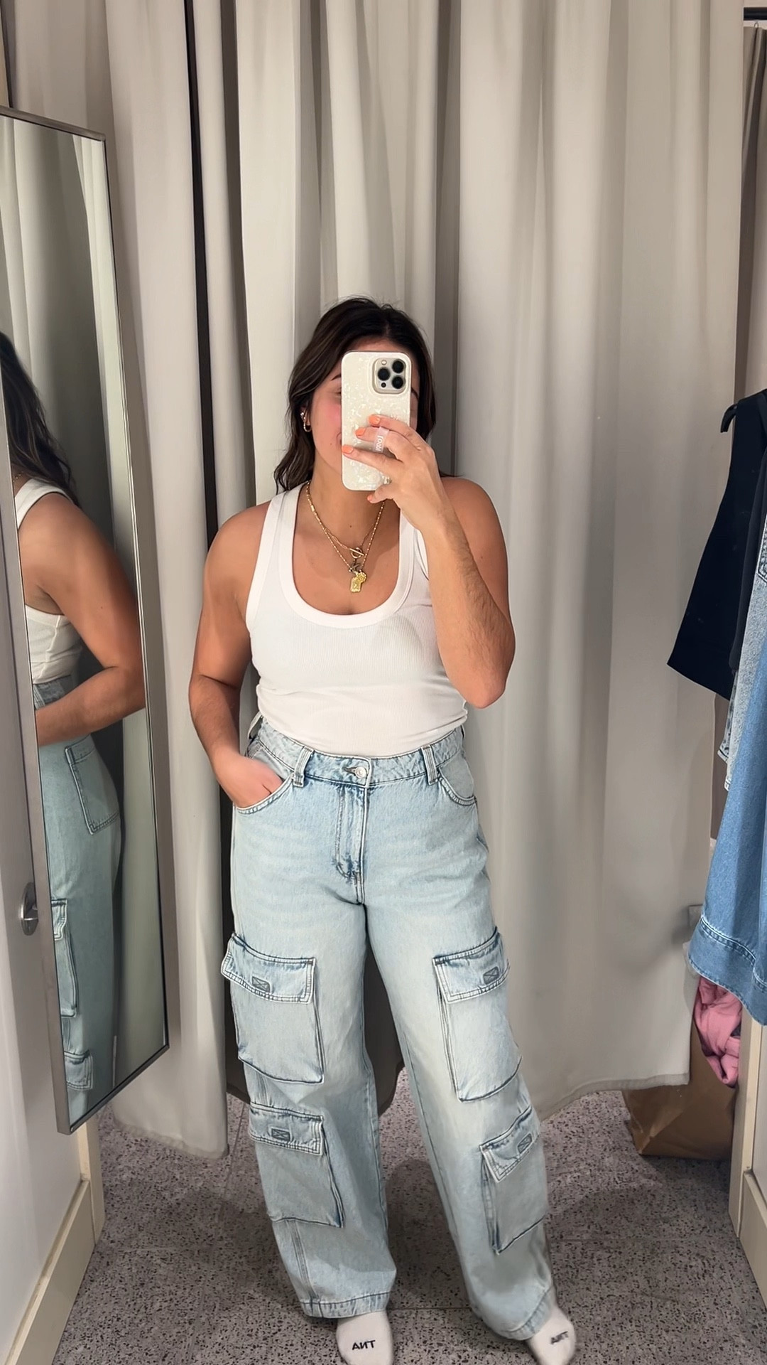 H&M spring haul! Ran into the H&M store today and picked up some cute stuff. Honestly, I always forget about H&M and I shouldn’t because they have such good prices & everything fits great.

I picked up three cargos, T shirt, & denim button down 💓

Sizing: 
Jeans - 6 (sized down once)
Denim shorts - 6 (sized down once)
T shirt - M
Puff sleeve top - M
Vest - M 
Denim button down - M

#LTKSeasonal #LTKfindsunder50 #LTKVideo