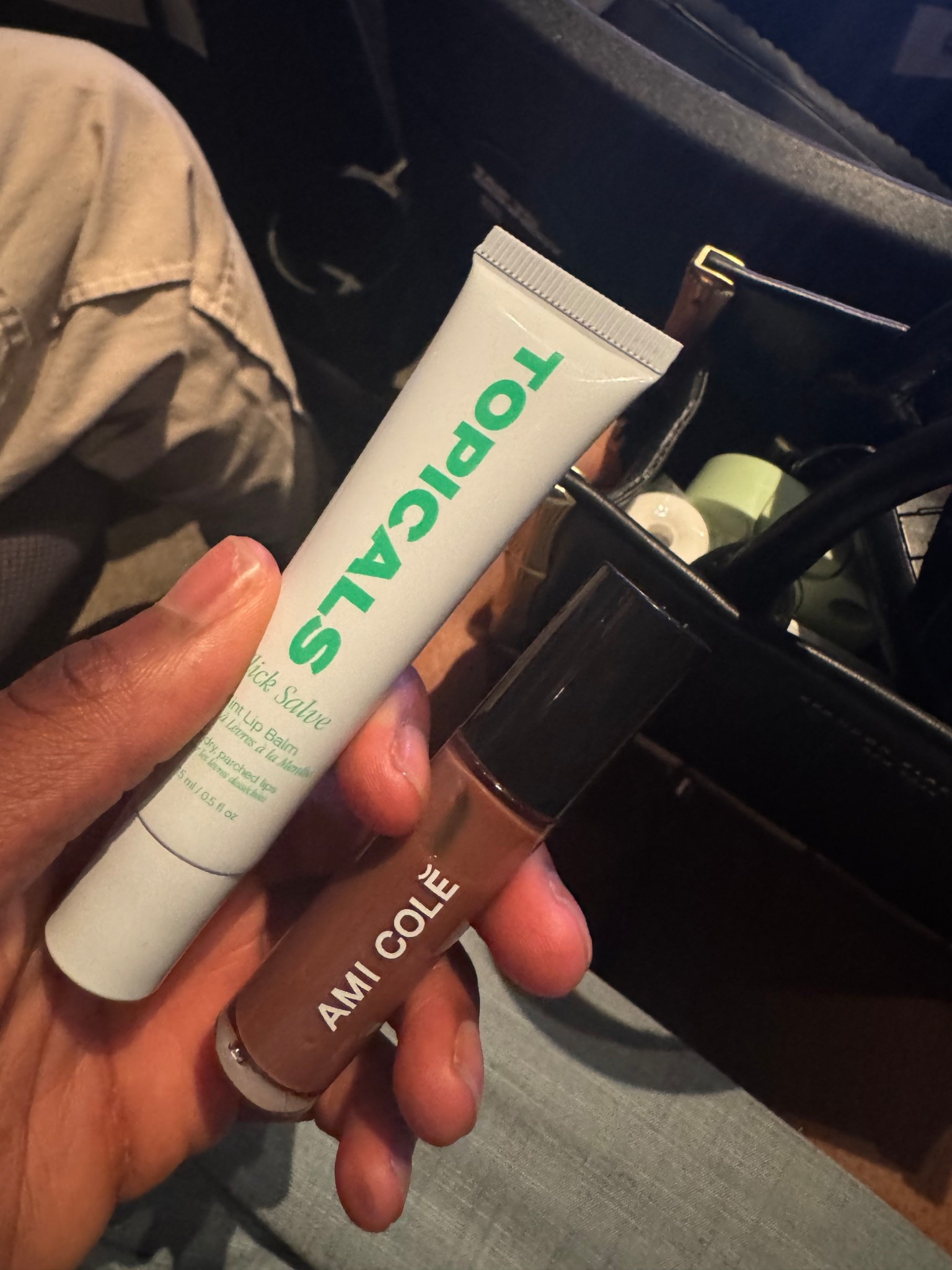 Daily essentials in my purse. Fave lip balm from Topicals and my fave lip oil from Ami Cole rip 🥲


Makeup essential best lip balm thick slick salve brown lip oil black owned brand black owned beauty brand 

#LTKBeauty #LTKselfcare