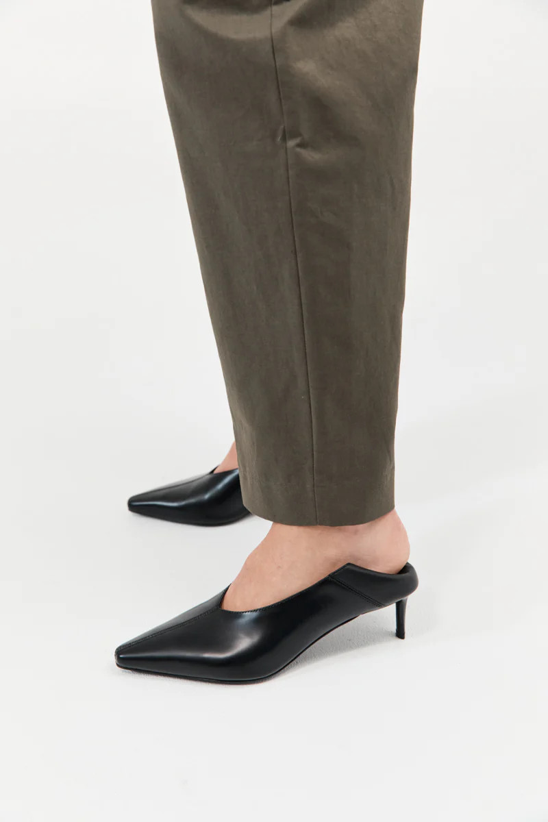 Classic Fold Heel - Black | St. Agni (US, UK, EU)