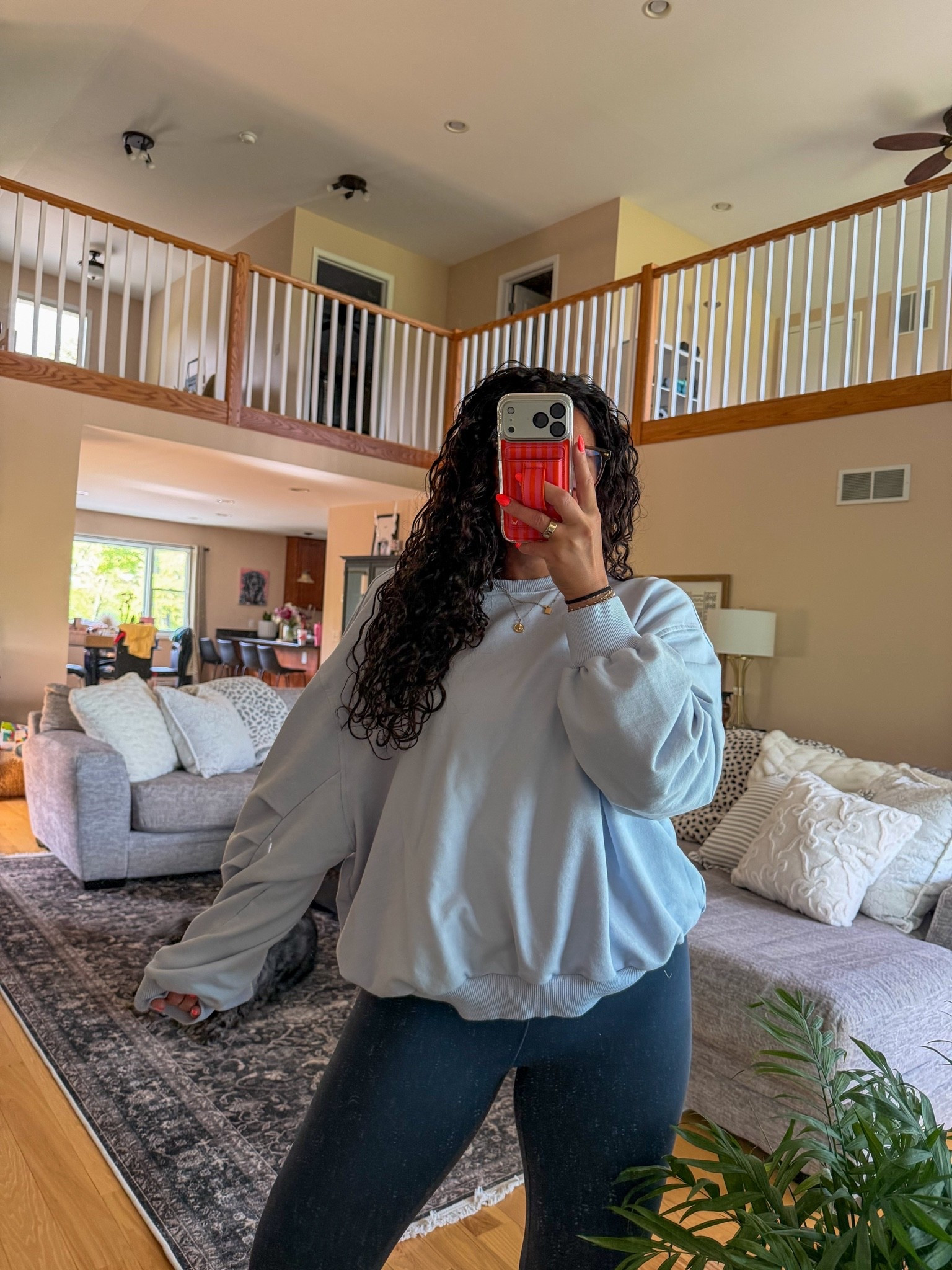 I’m wearing a medium in the crewneck & a large in the Old Navy leggings! 

#aerie #oldnavy

#LTKSaleAlert #LTKootd #LTKActive