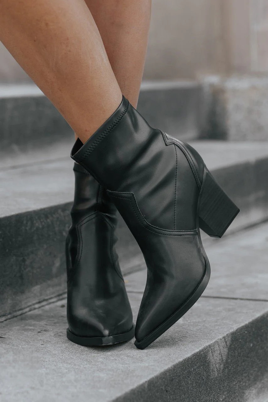 MIA Rachell Black Stretch Boots | Magnolia Boutique | Magnolia Boutique