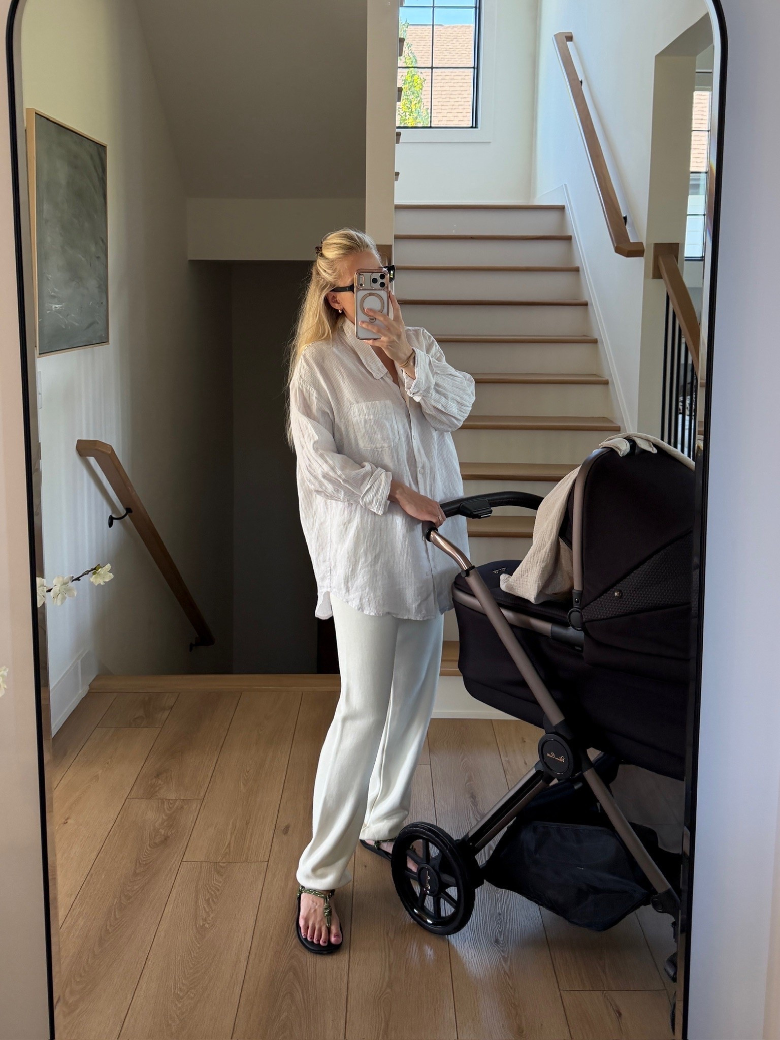 SIZE: med in top & pants (sized up for pregnancy/postpartum), shoes run tts. #kathleenpost

Postpartum outfit, newborn baby phase

#LTKBaby #LTKmomlife #LTKSeasonal