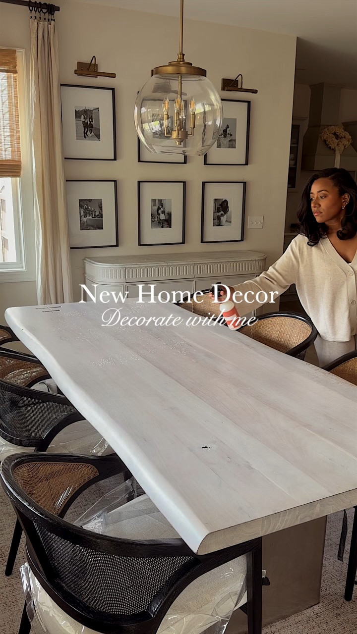 Let’s add some new decor to our breakfast nook! 

Home decor, interior design, breakfast nook, dining table, dining chairs

#LTKHome #LTKSeasonal #LTKSaleAlert