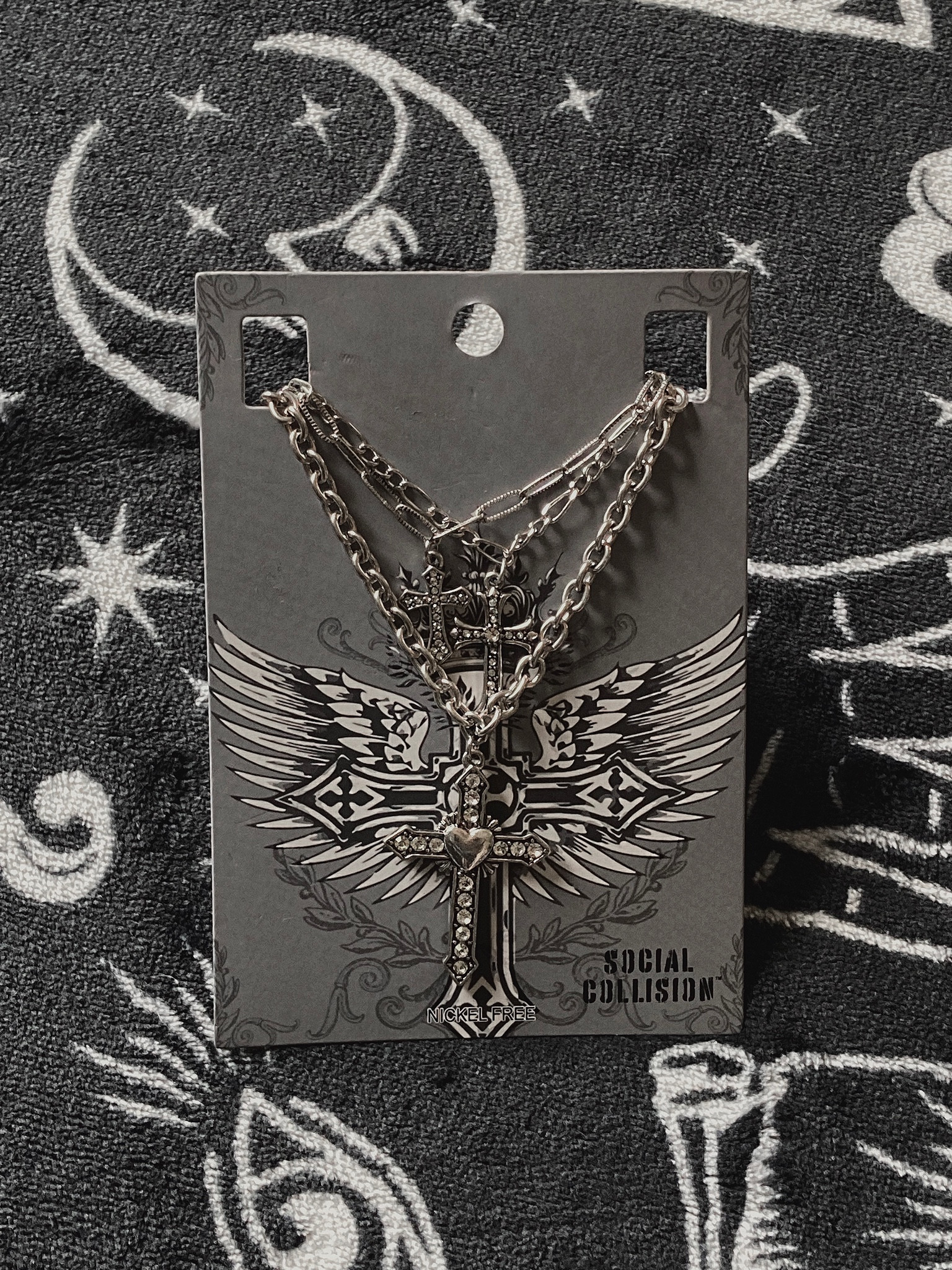 Hot Topic Jewelry ‧₊˚🕯️🖤❀༉‧₊˚.
> Layered gothic necklace 

#LTKStyleTip #LTKBeauty #LTKFindsUnder50