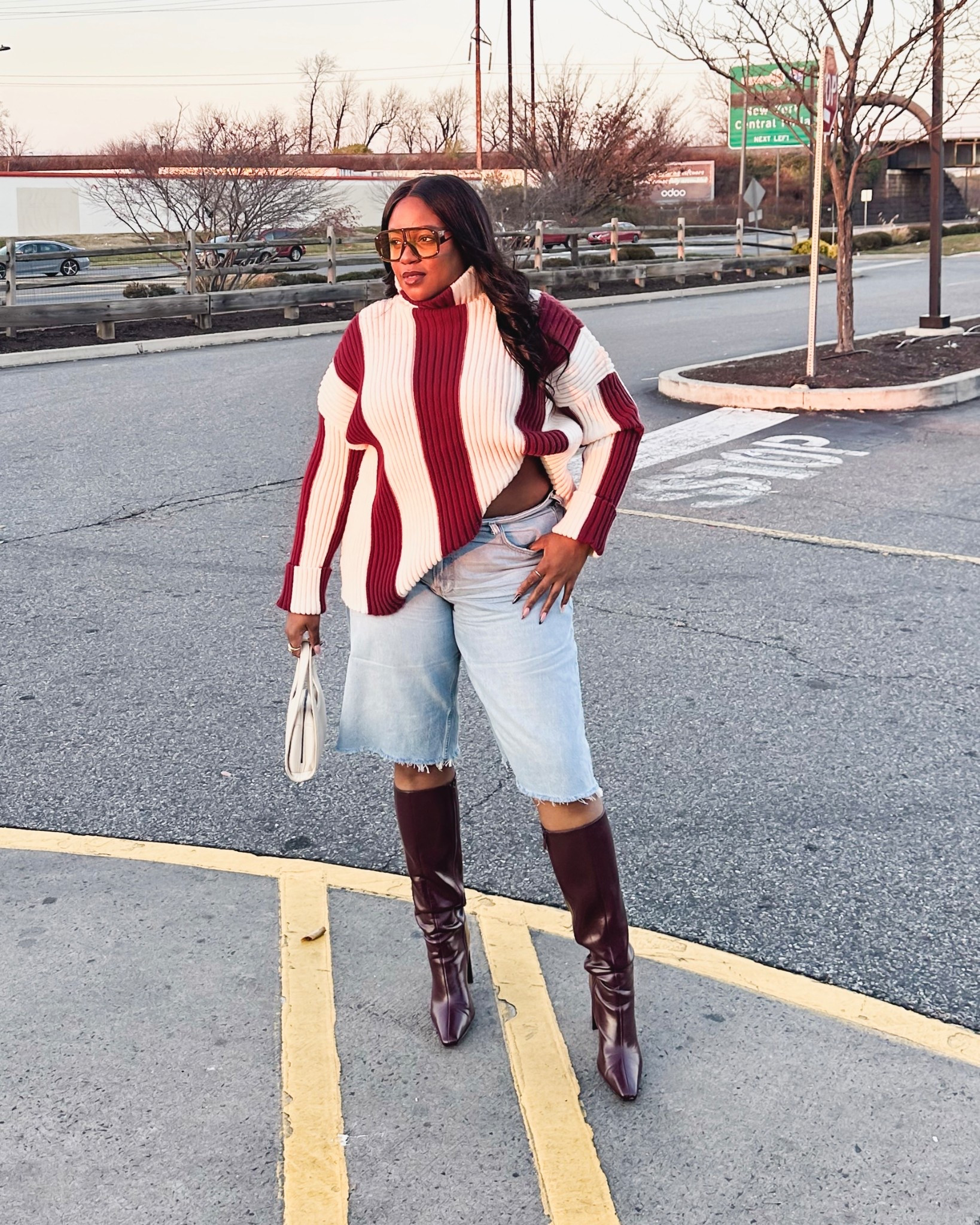 Oversized sweater outfit for winter 

#LTKMidsize #LTKootd #LTKgrwm