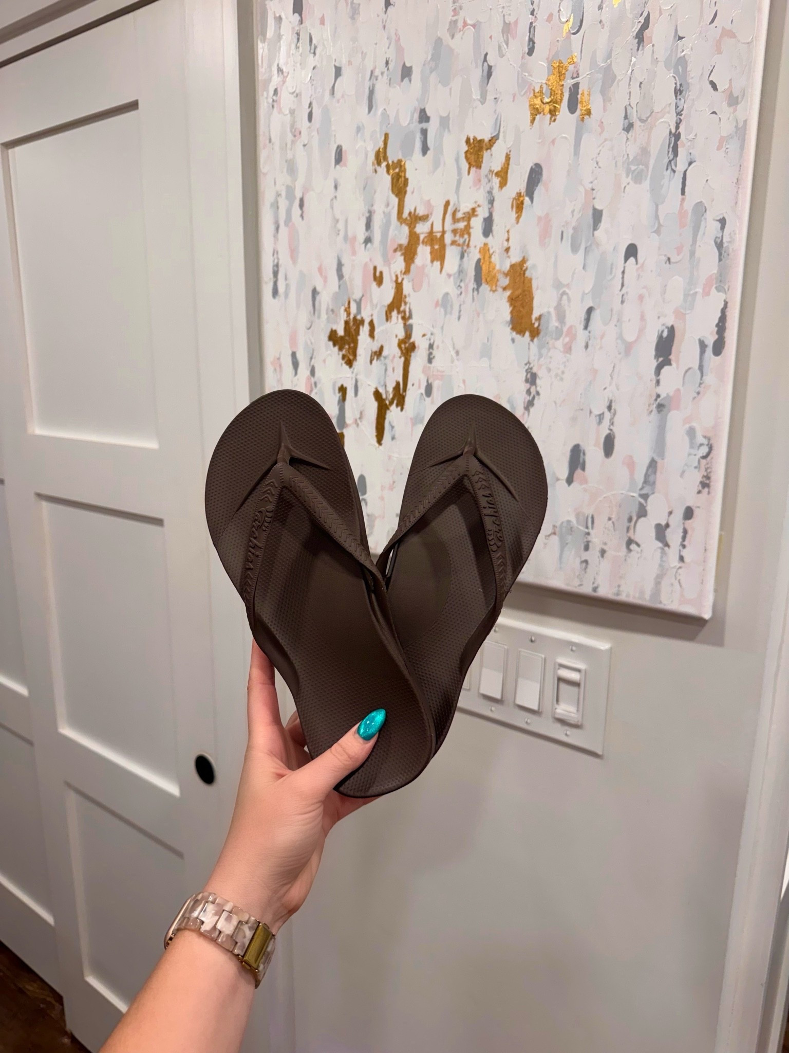 The actually best flip flops that have ever existed! I can’t live without them and now they’re available in brown!

#LTKootd #LTKOver40 #LTKTravel