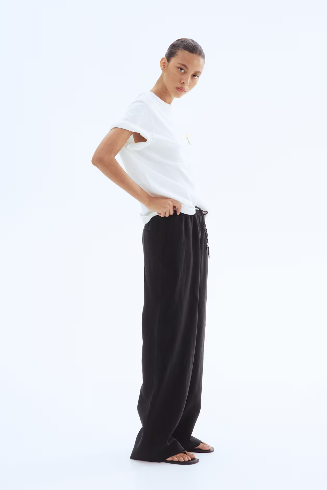 Linen drawstring trousers | H&M (UK, MY, IN, SG, PH, TW, HK)