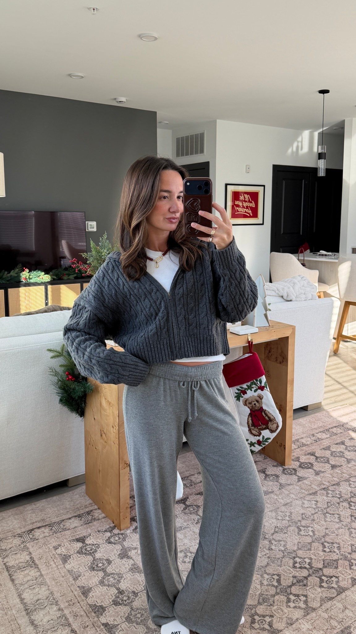 XS tee and bottoms, small sweater!

@aritzia #aritziapartner