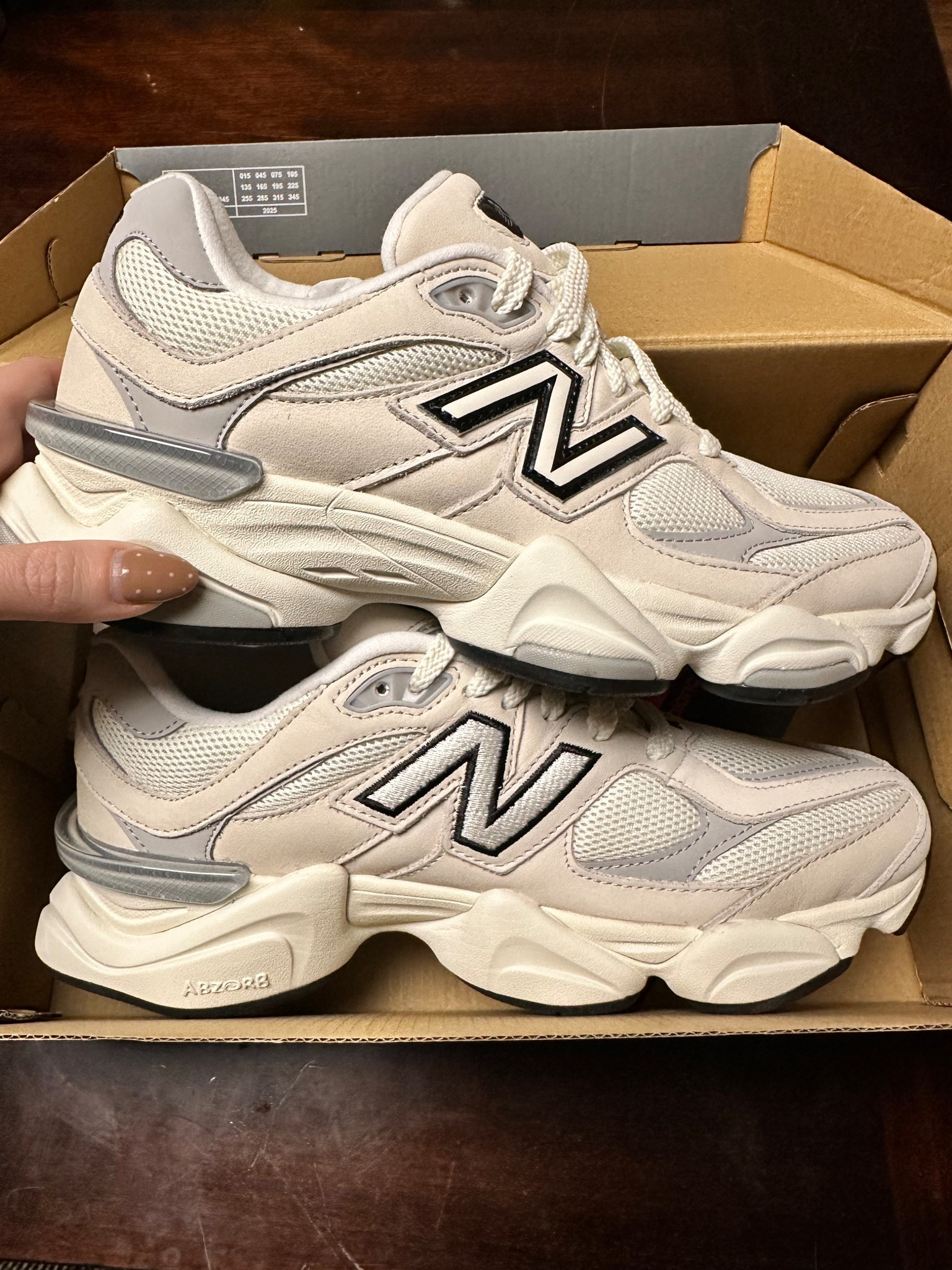 My fav shoes at the moment!!! New Balance 9060 Sneakers // Neutral Sneakers // Beige // Cream // Grey // Sea Salt

#LTKdayinmylife #LTKGiftGuide #LTKootd