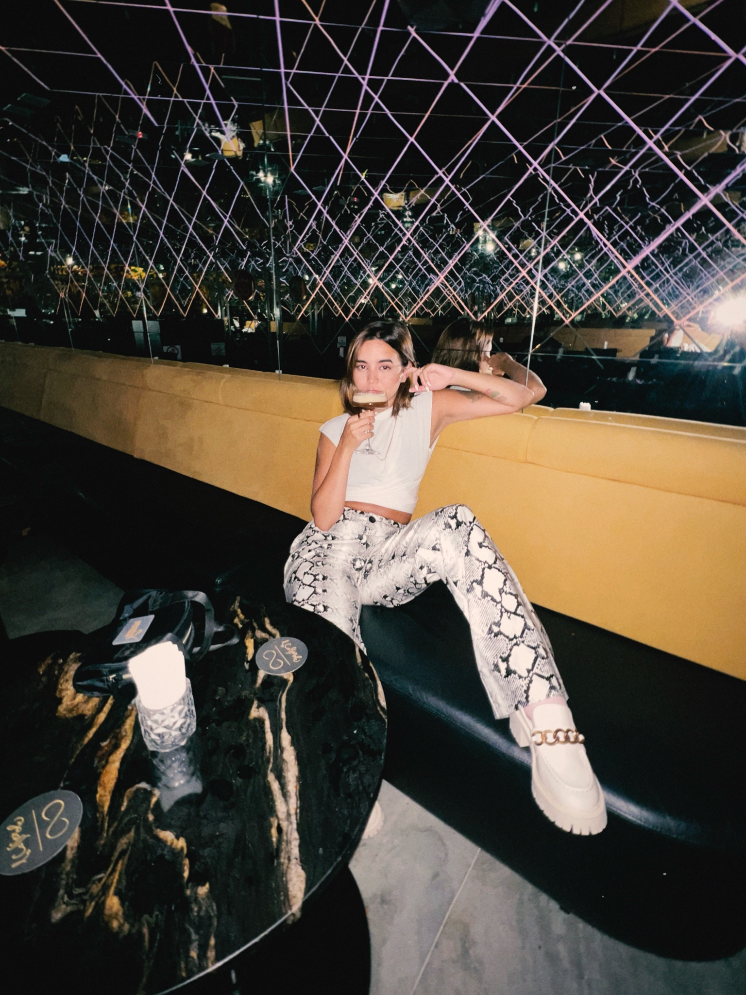 🍸✨ night out com tendências #snakepants #minibag 

#LTKU #LTKshoecrush #LTKbrasil