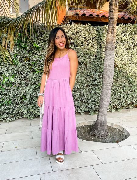 The fabric, the color, the fit — it’s all so good! Best lil midi dress of the season and on sale through today @evereveofficial! 

Ways to shop: 
1. Comment LINKS416
2. Link in bio (shop LTK)
3. Shop LTK app (search houseofleoblog)
4. Use this link 

Wearing small 

Evereve, splendid, lilac dress, pink dress, midi dress, spring dress, summer dress, dresses, maxi dress

#LTKstyletip #LTKsalealert #LTKtravel