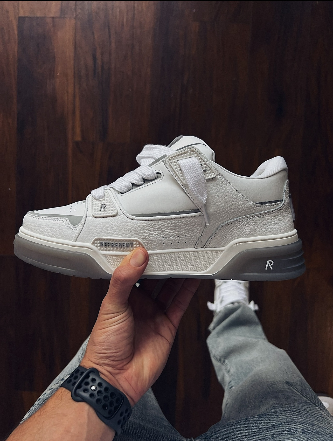 Represent Studio Sneaker 🔥
#represent #sneaker #trainers 