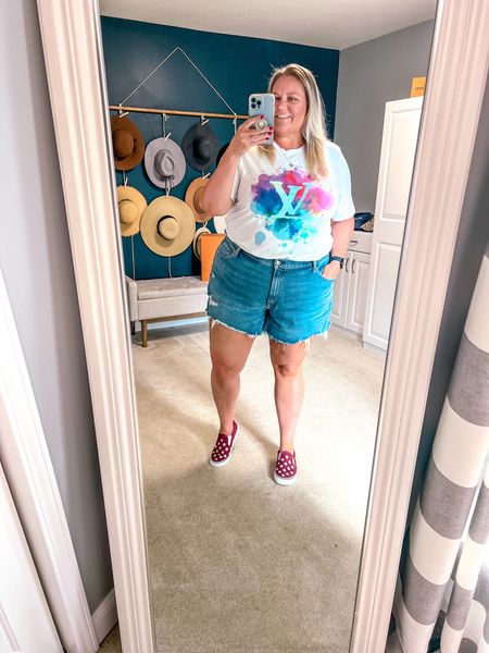 The cutest jean shorts and fun graphic tee outfit for spring. 

Plus size graphic tee
Plus size Jean shorts 
Curvy Jean shorts 
Graphic tee 
Casual outfit 
Casual style 

#LTKSeasonal #LTKover40 #LTKplussize