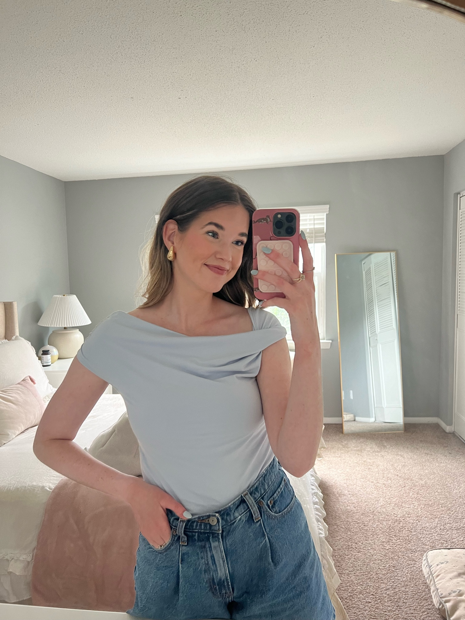 outfit I wore to run errands!

(search words: off the shoulder top, summer outfit, summer style, spring outfit, spring style, elevated everyday look, casual outfit)



#LTKFindsUnder50 #LTKFindsUnder100 #LTKSeasonal