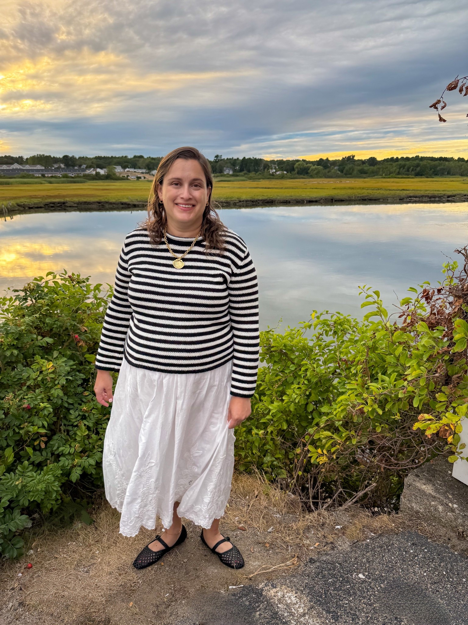 Black and white outfit, summer sweater 

#LTKBump #LTKSeasonal #LTKStyleTip
