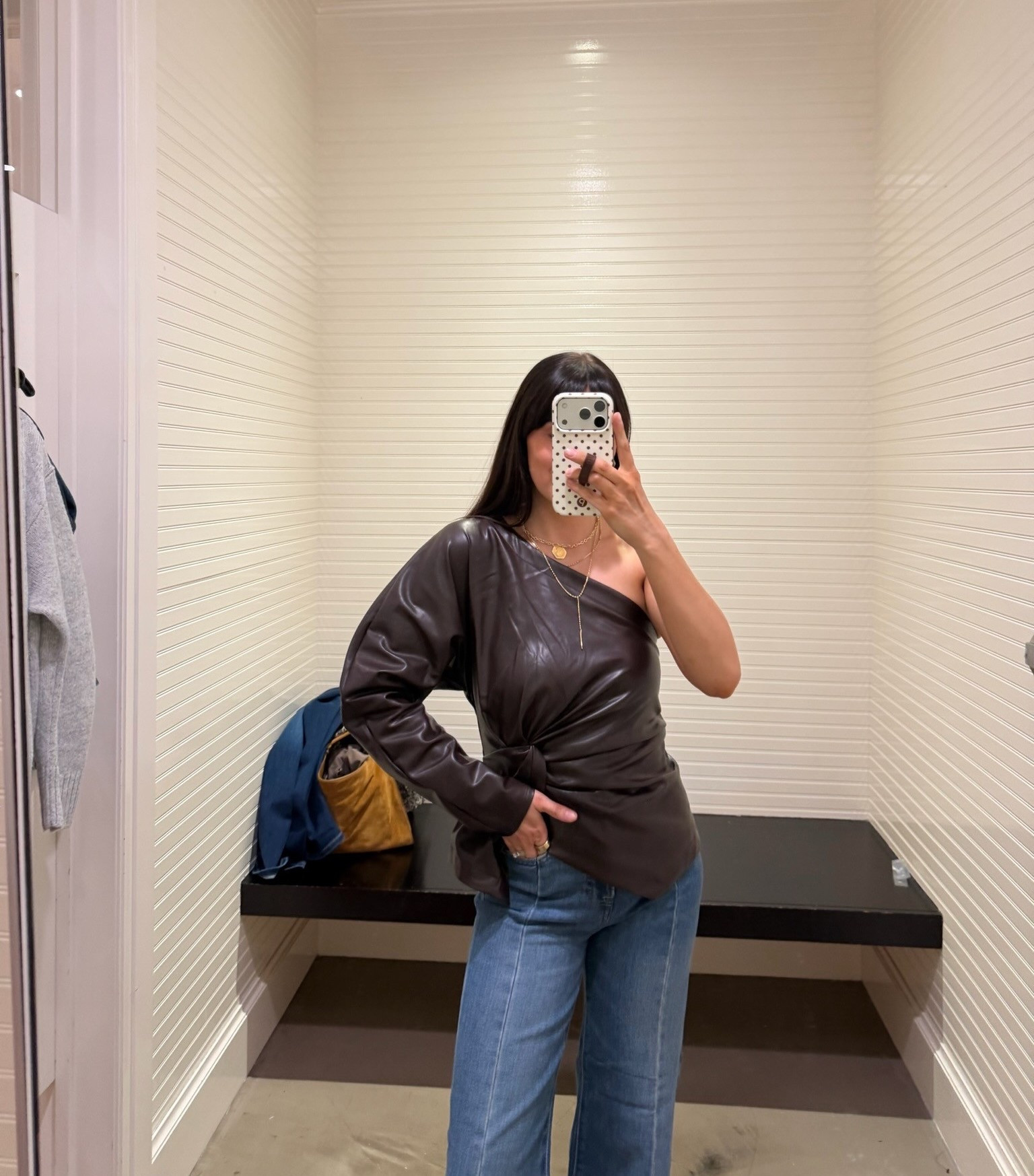 Express finds! @Express 
Wearing xs tops 
S dress 
2s black flares (size up in this wash, no stretch) & 0s in denim flares 

Petite and toddler mom friendly fall outfits