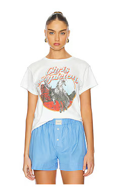 DAYDREAMER Chris Stapleton Horse And Canyons Tour Tee in Vintage White from Revolve.com | Revolve Clothing (Global)
