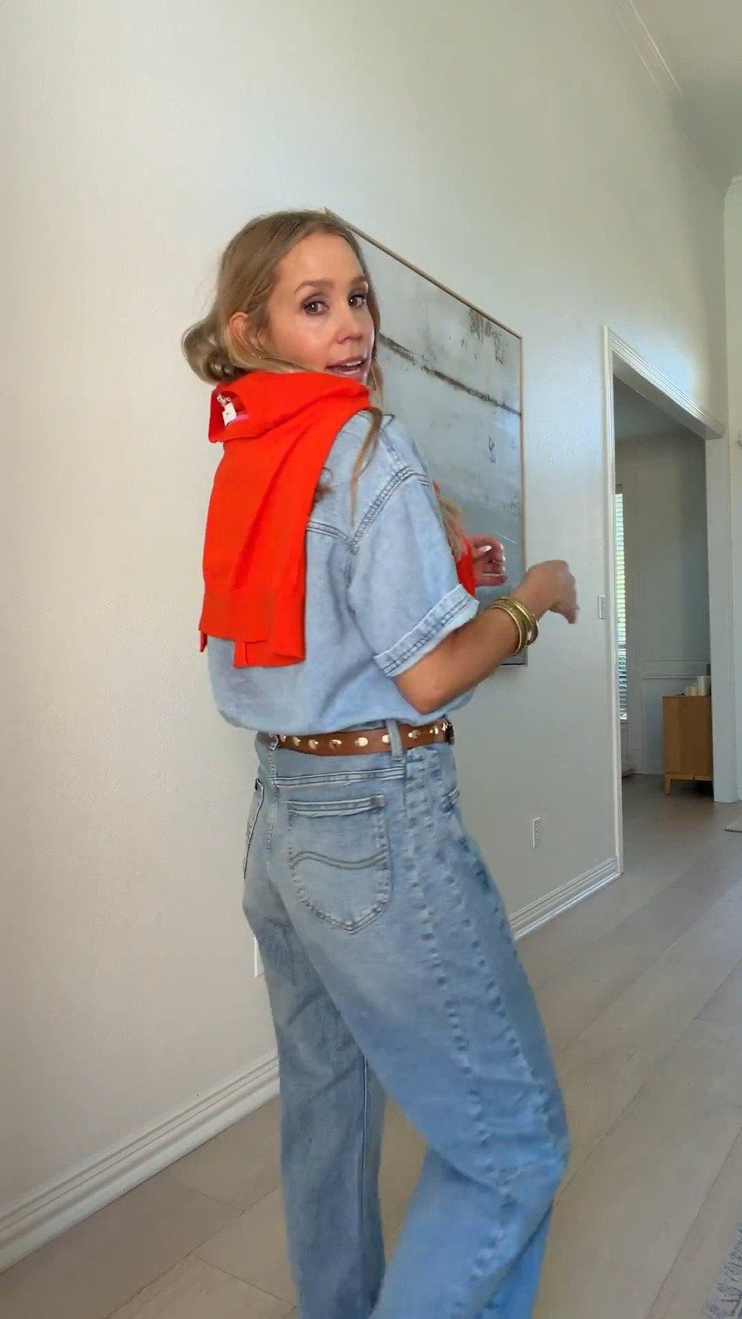 🤍🛑 STOP 🛑 this is such a great deal! This cute cardigan is under $12! 
 Wearing tts (small) 120lbs 5’5”