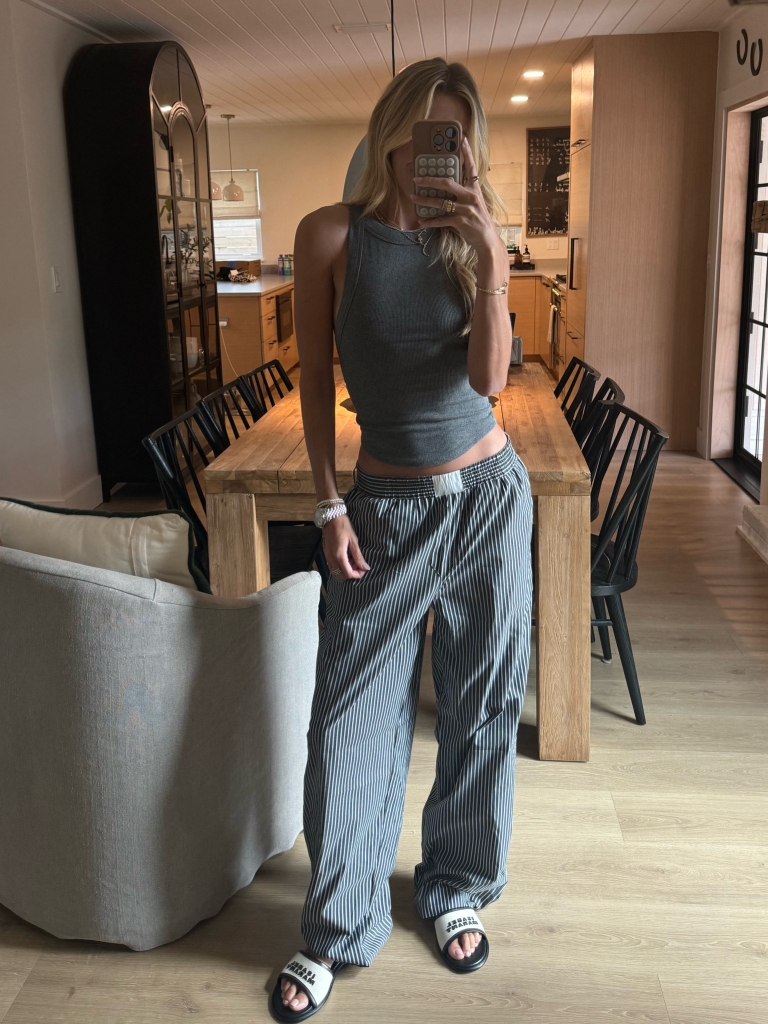 Small in pants and xs in tank 