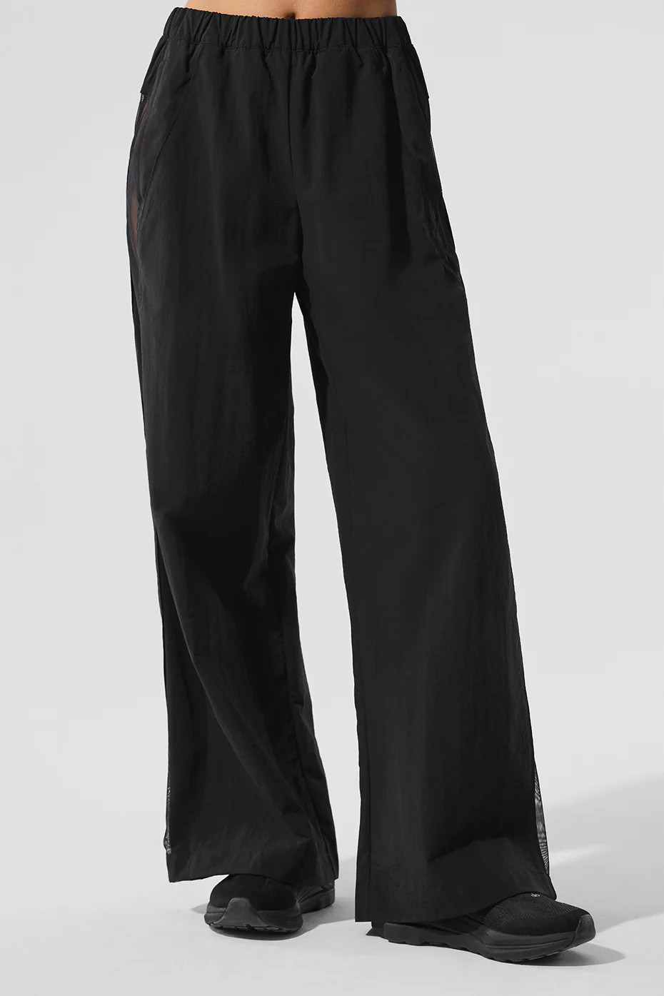 ALO | High-Waist Origin Wide Leg Track Pants in Black, Size: Large | Alo Yoga (US)