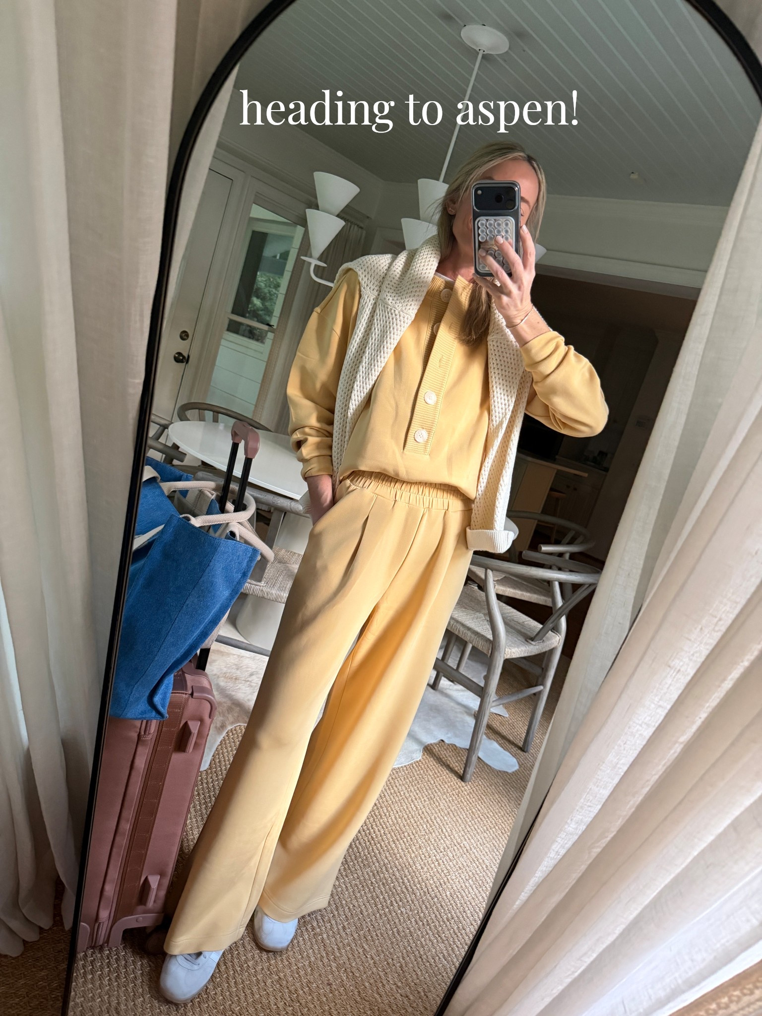 Comfiest new set / size small! 
Gap crochet sweater :) 